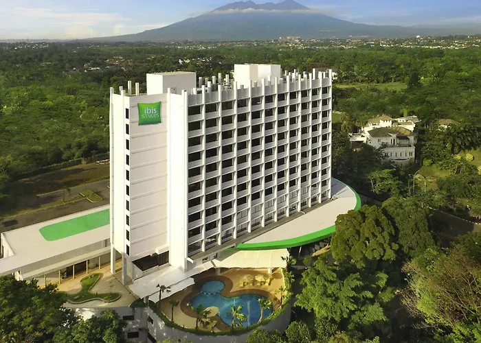 Ibis Styles RayaHotel di Bogor